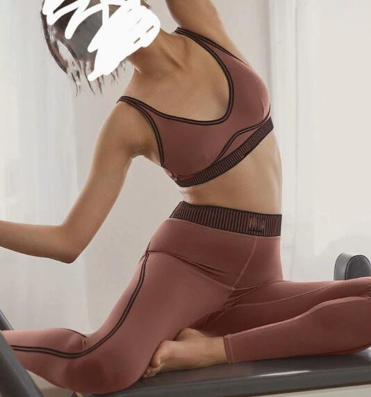 New sports yoga outfit set ALO same style sports bra peach colored buttock yoga pants high waist with buttock raising function