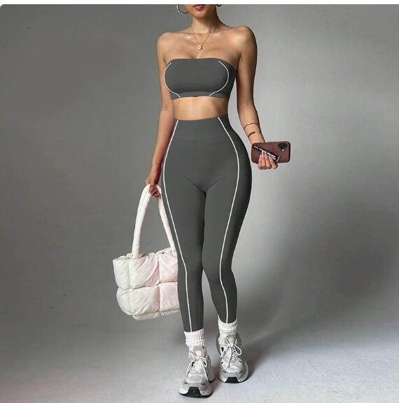Best selling yoga set for women color matched racerback top with peachy hips fitted long pants for fitness and exercise